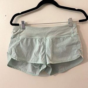 Lululemon Speed Up Mid-Rise Lined Short 4” - Size 6